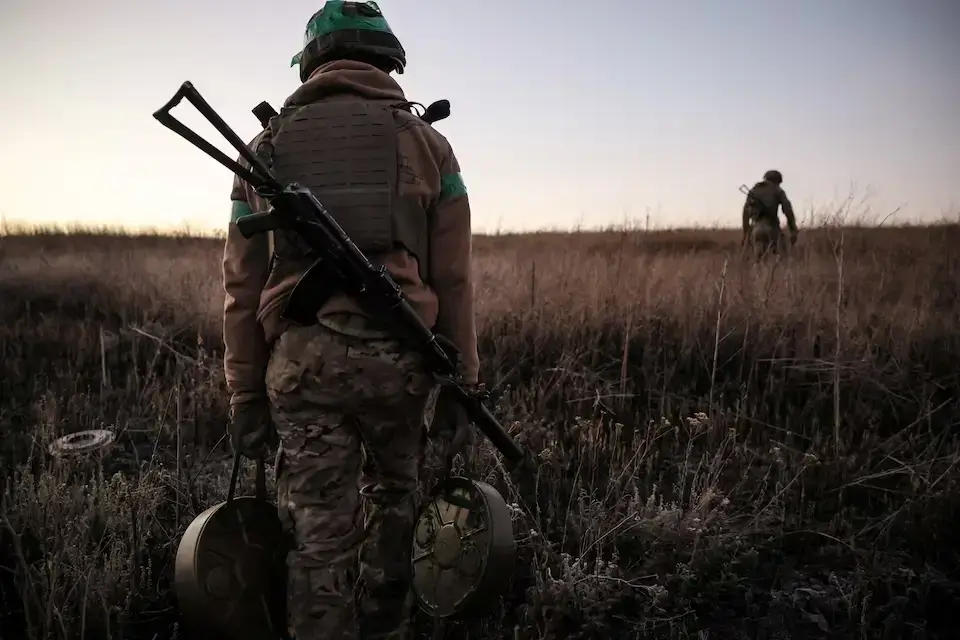  Ukrainian sappers preparing anti-tank landmines during military operation.